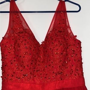 Brand new formal dress never worn